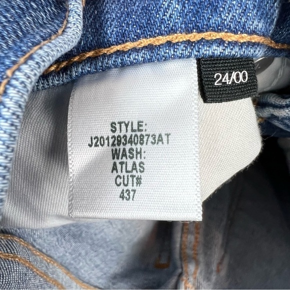 Veronica Beard Ryleigh Patched Knee Straight Leg Jeans 24/00 Atlas Blue $328 - Picture 11 of 13